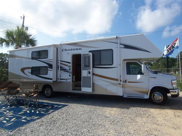New 2010 Fourwinds Chateau 31B Class C For Sale